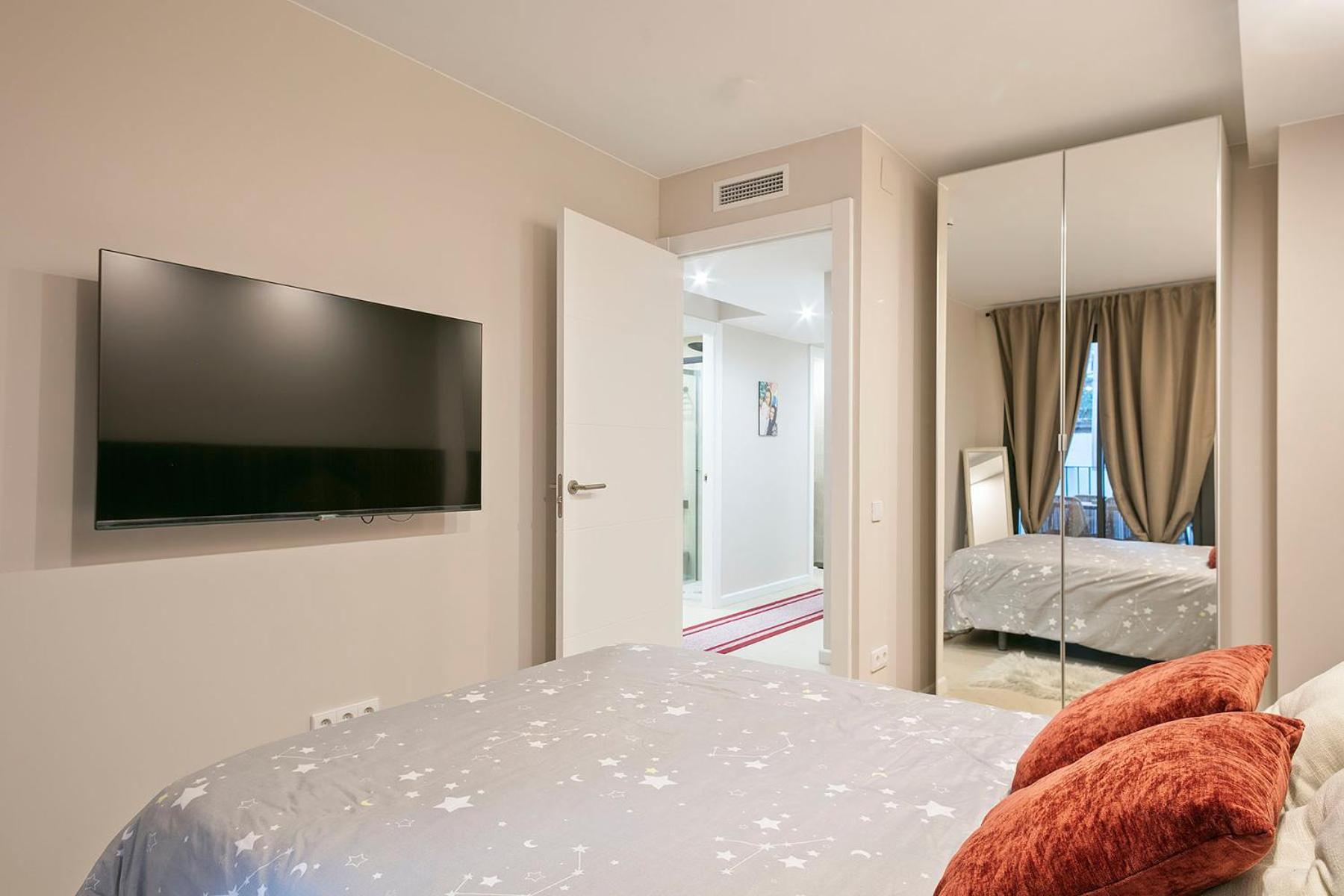 Your Home- Apartment Camp Nou 1 Оспиталет-де-Льобрегат Экстерьер фото